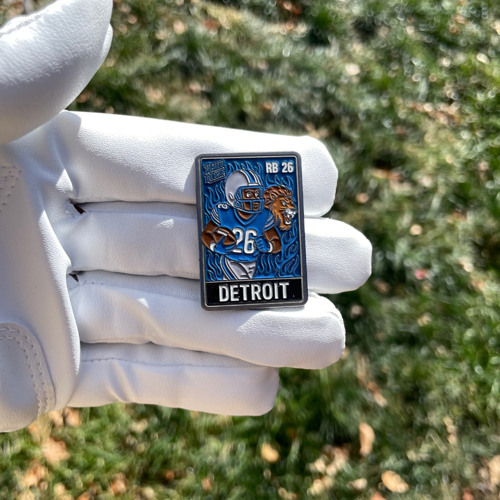 Detroit #26 Motor City Flash Trading Card Ball Marker – double-sided collectible golf marker in Detroit blue and silver