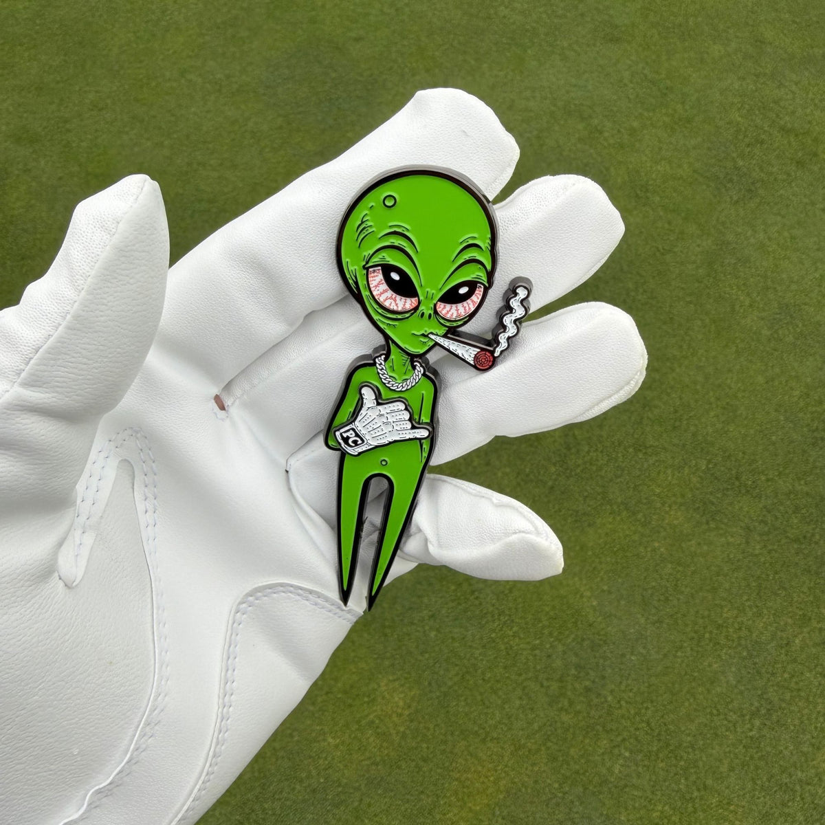 Cool Divot Tools by Pin Creatures. Golf Accessories. Ball Marker and Divot Tool Combo. Magnetic 