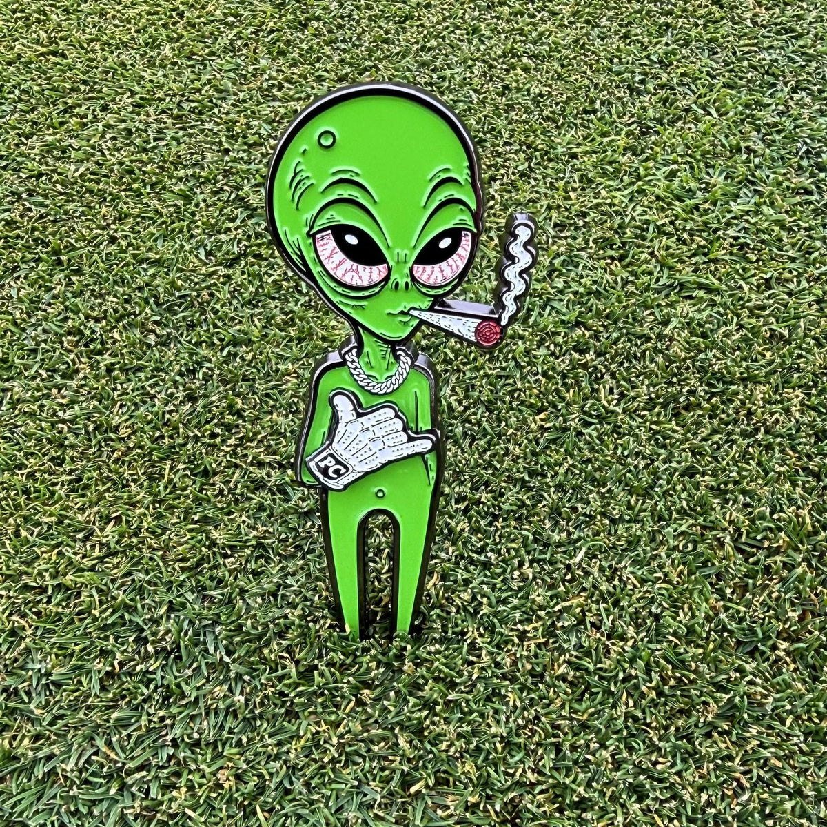 Cool Divot Tools by Pin Creatures. Golf Accessories. Ball Marker and Divot Tool Combo. Magnetic 